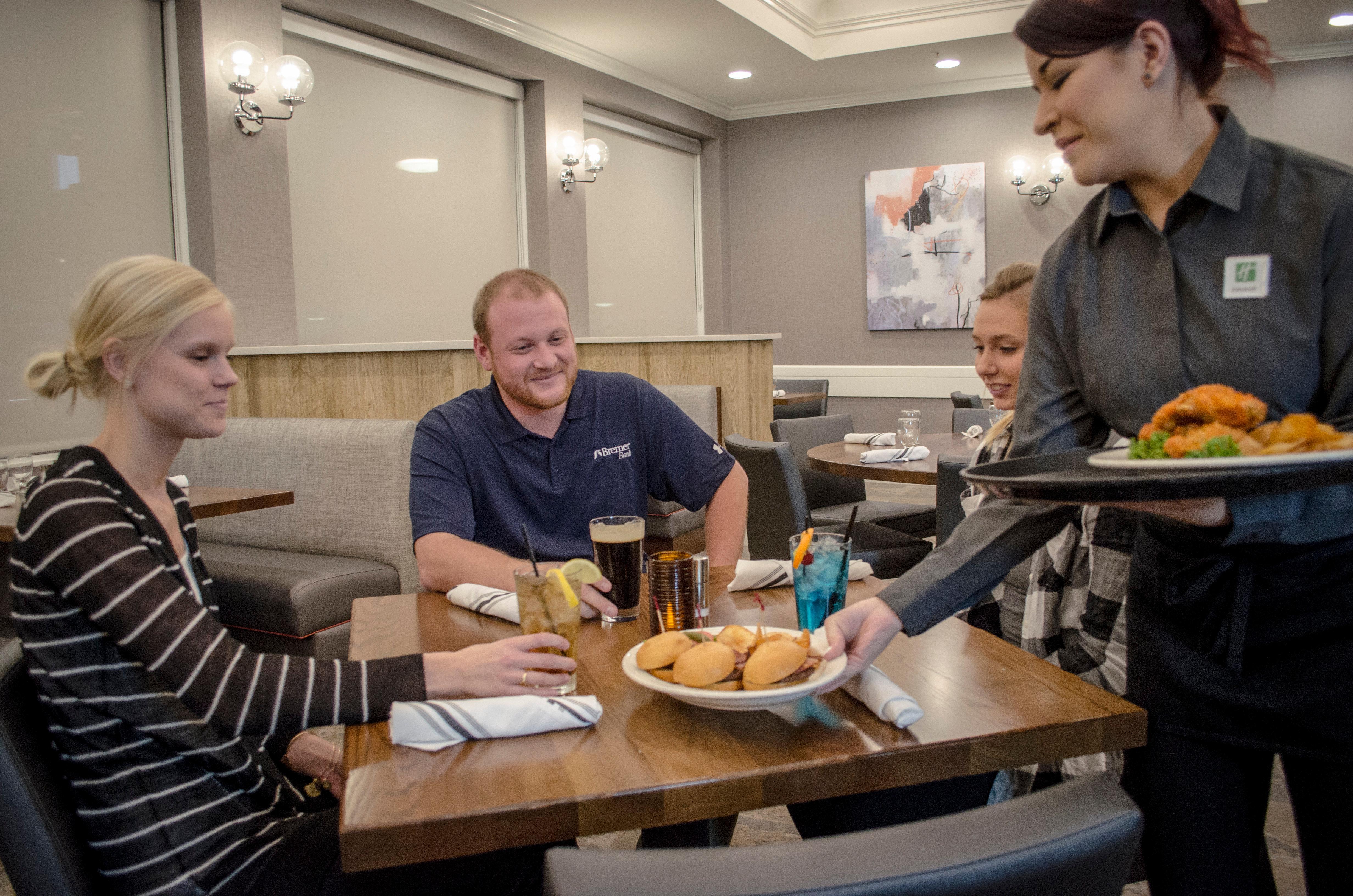 Holiday Inn Fargo By Ihg Extérieur photo