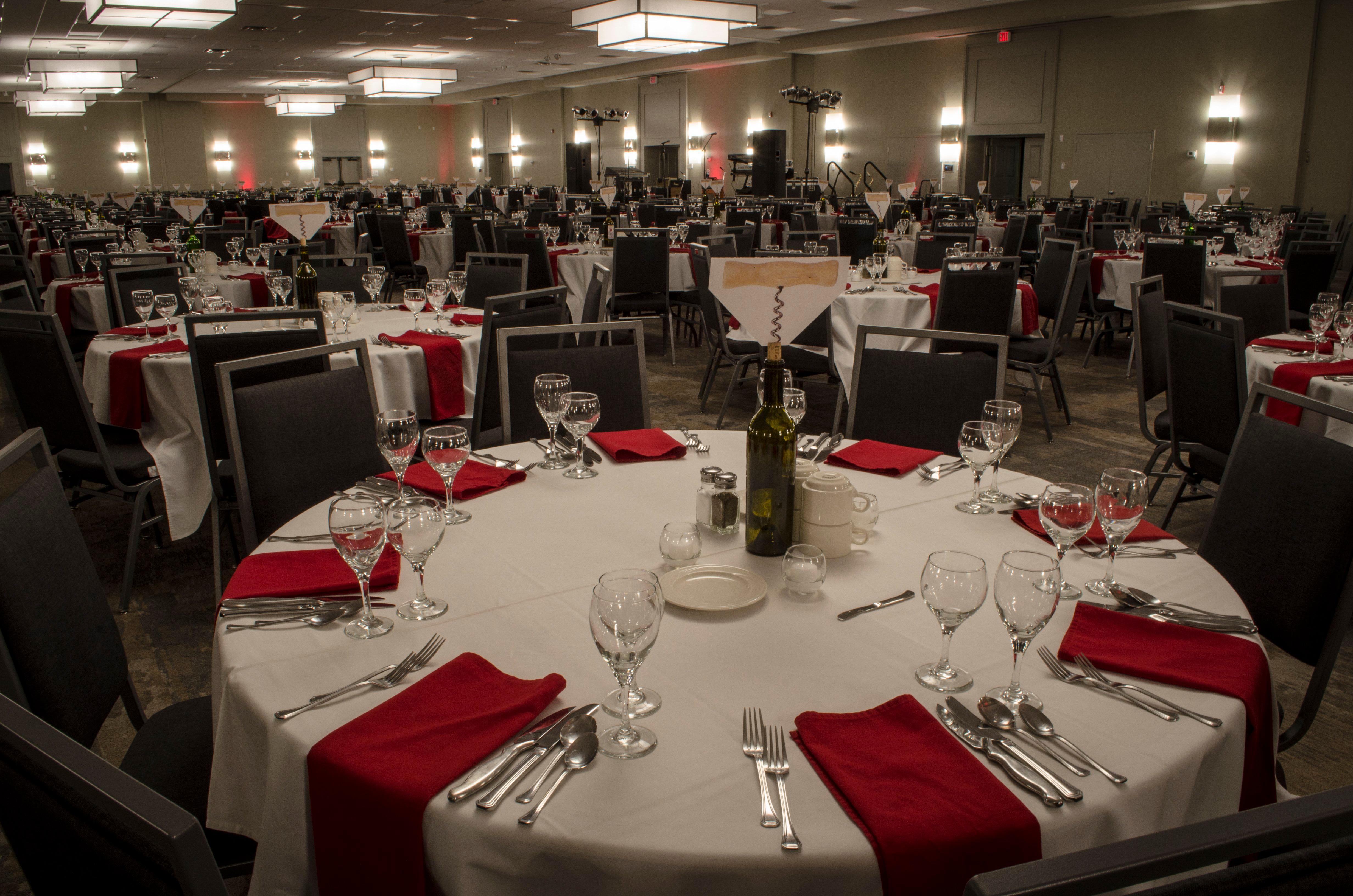Holiday Inn Fargo By Ihg Extérieur photo