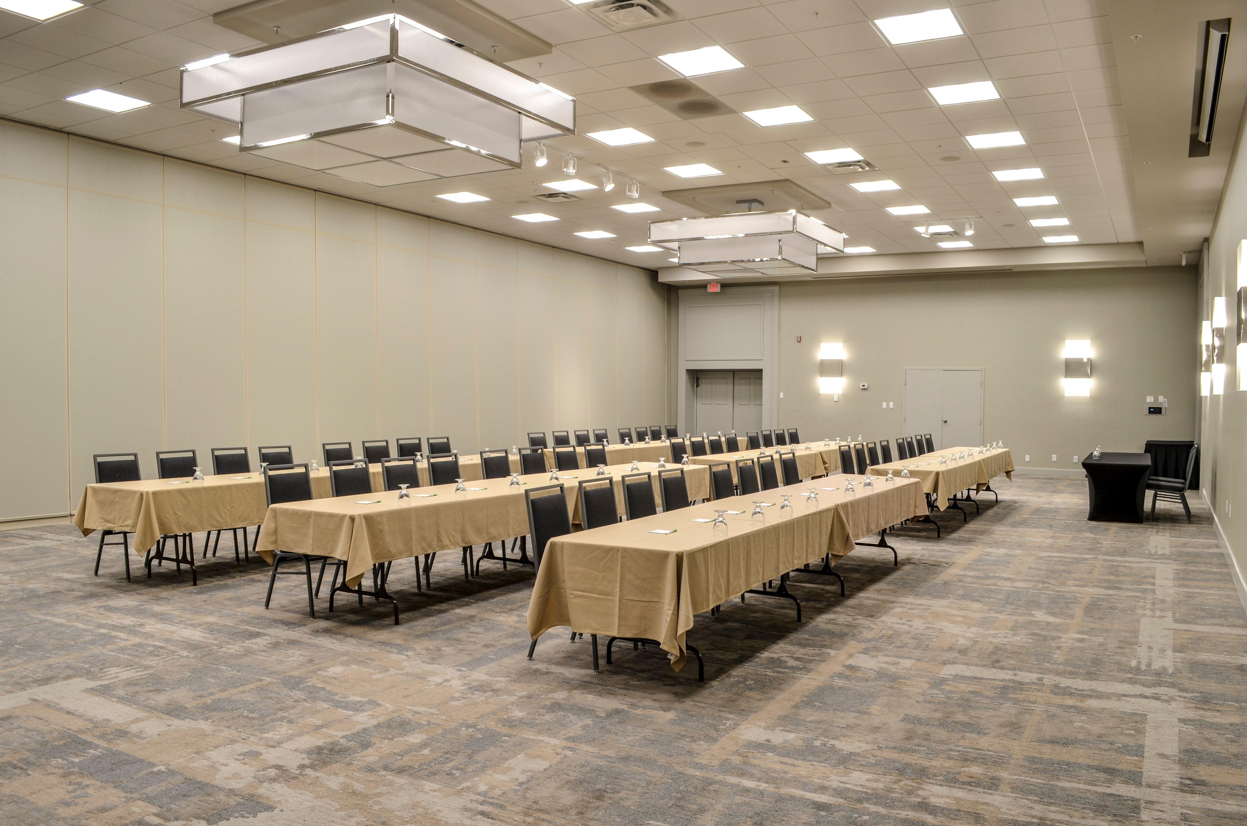 Holiday Inn Fargo By Ihg Extérieur photo